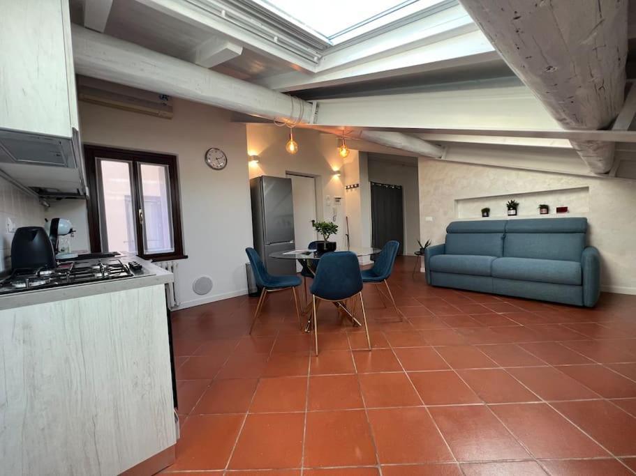 Residenza Corridoni 38 Apartamento Mântua Exterior foto